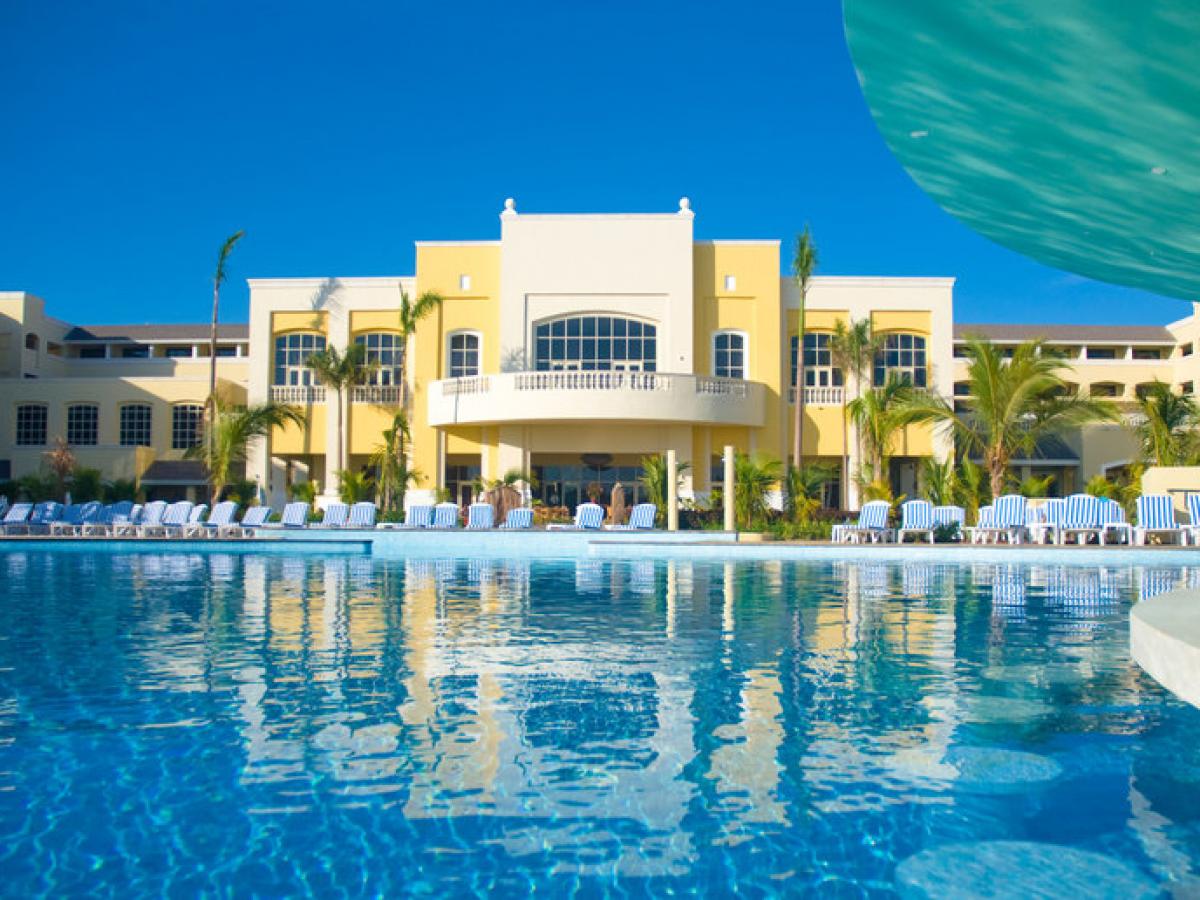 Iberostar Rose Hall Beach Montego Bay STSVacations
